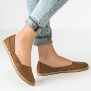 ugg tippie flat